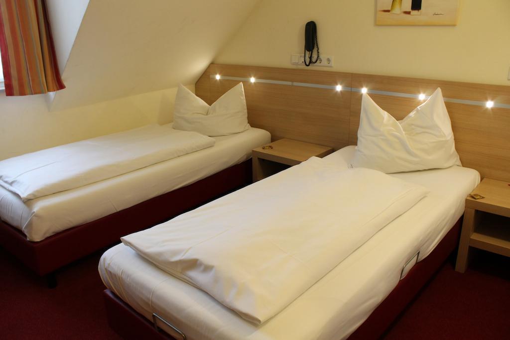 Hotel Scholz Κόμπλεντς Εξωτερικό φωτογραφία